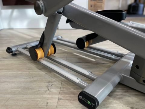 Эллиптический тренажер Spirit Fitness XG200 (Витринный экземпляр) 