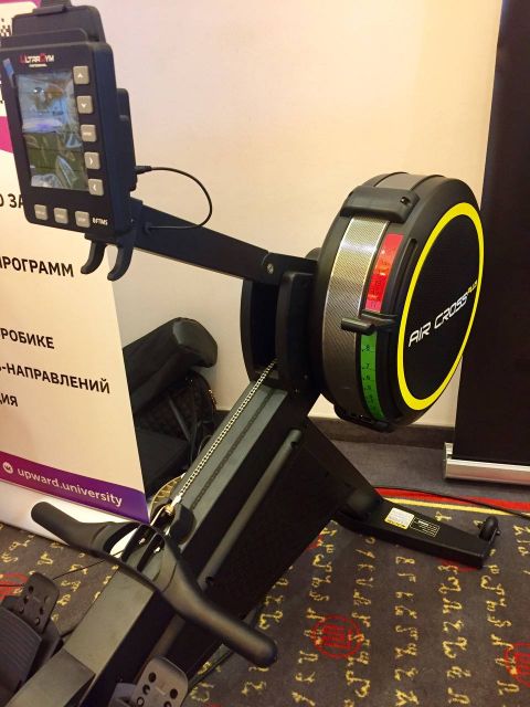 Беговая дорожка UltraGym-POWER 010