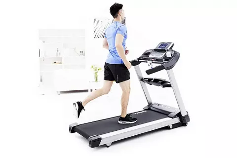 Беговая дорожка Spirit Fitness XT685 DC (2017)